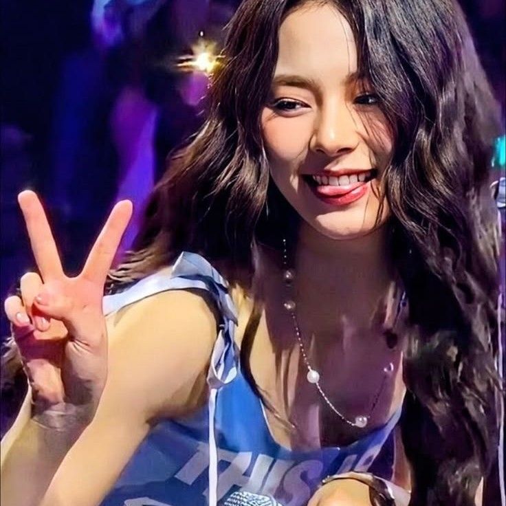 子瑜 (TWICE)的最新照片