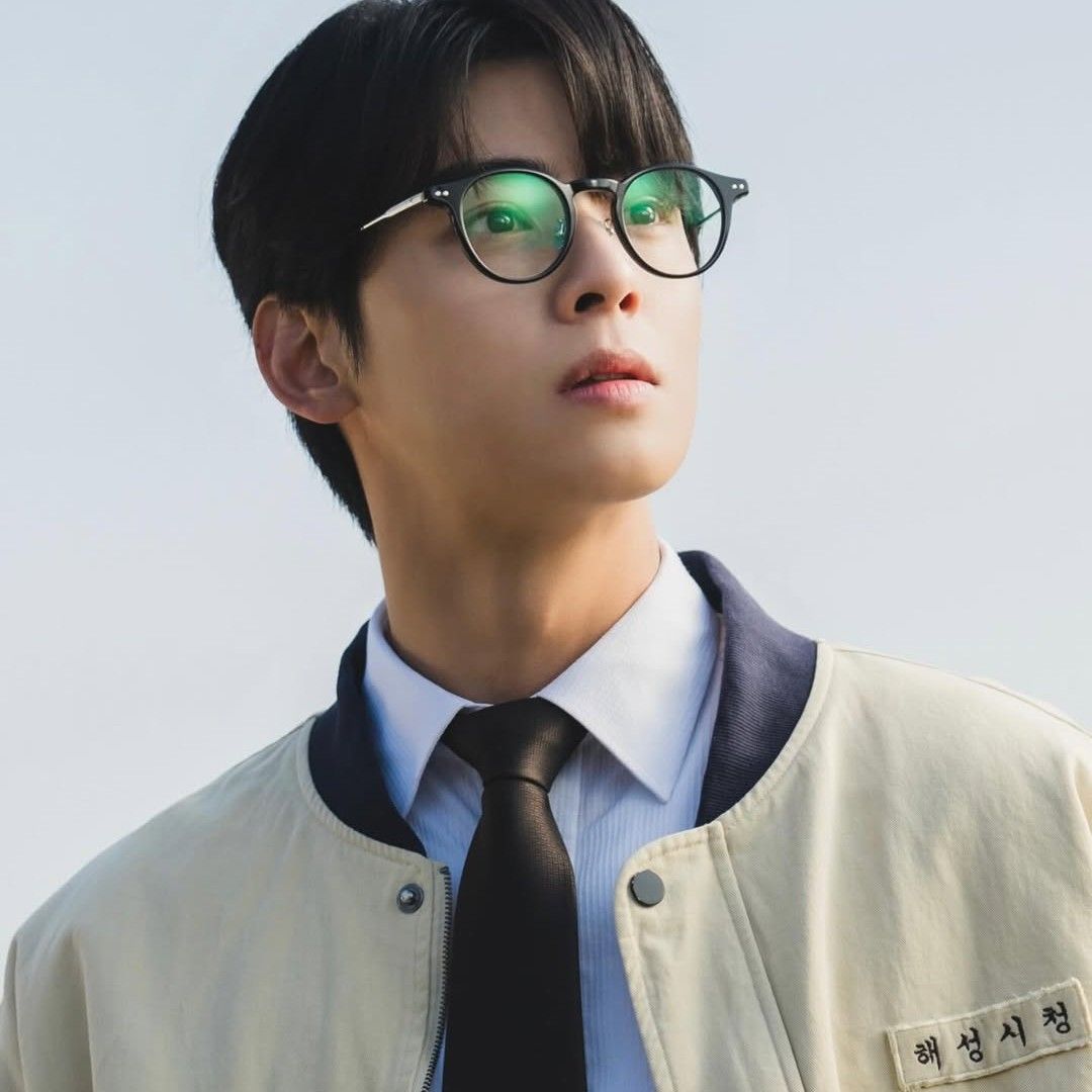 Latest photo of Eunwoo (ASTRO)