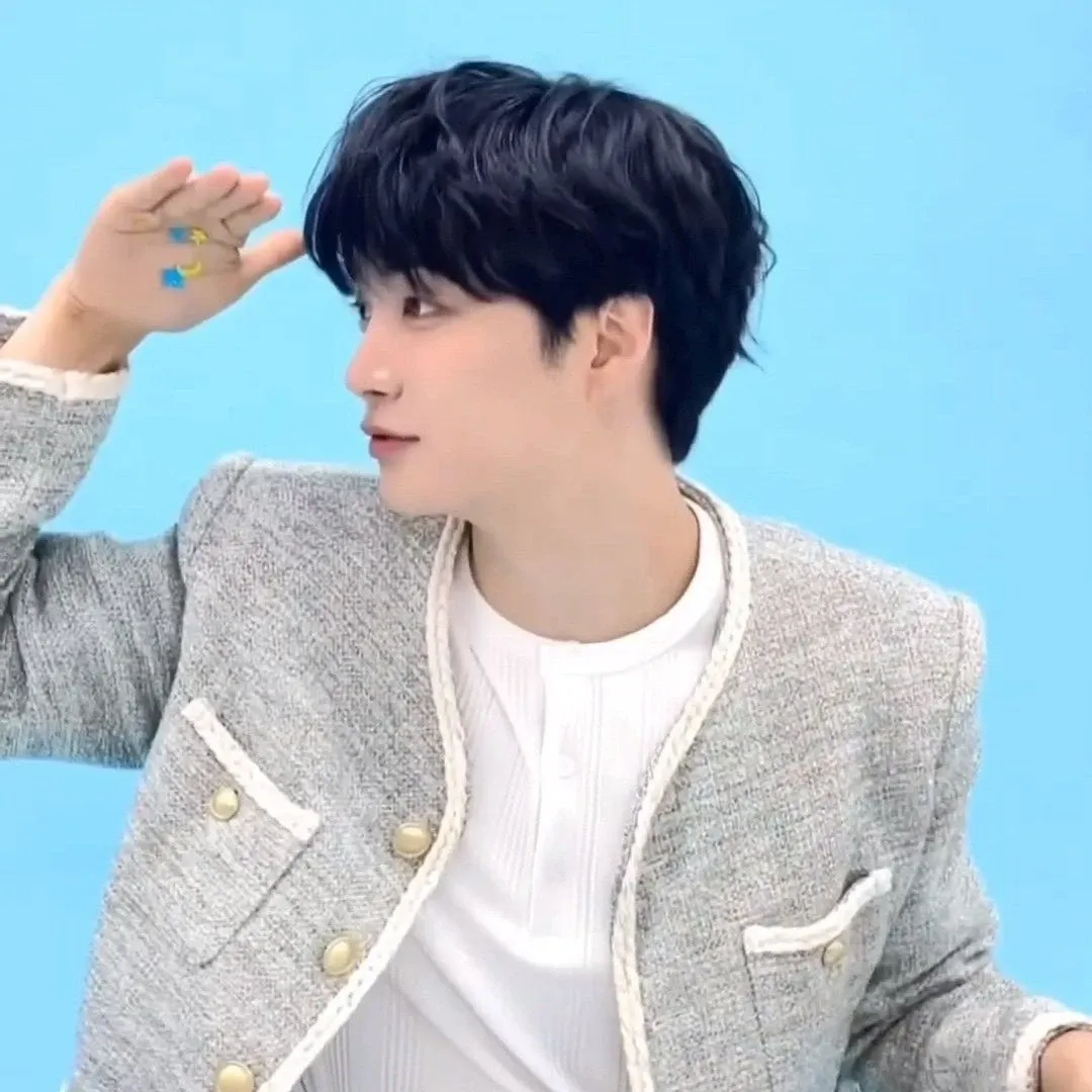 Recent activity shot of Kim Jonghyeon