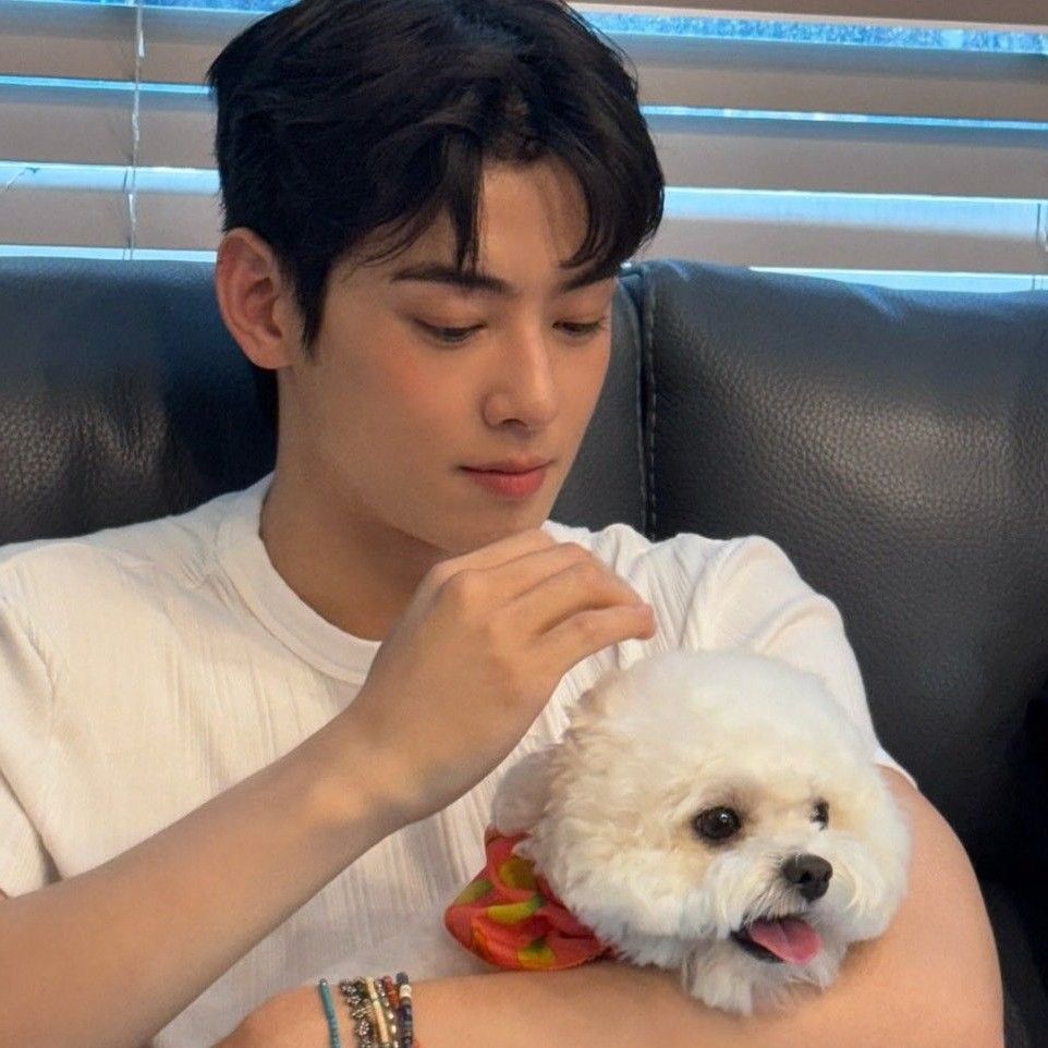 Recent activity shot of Eunwoo (ASTRO)