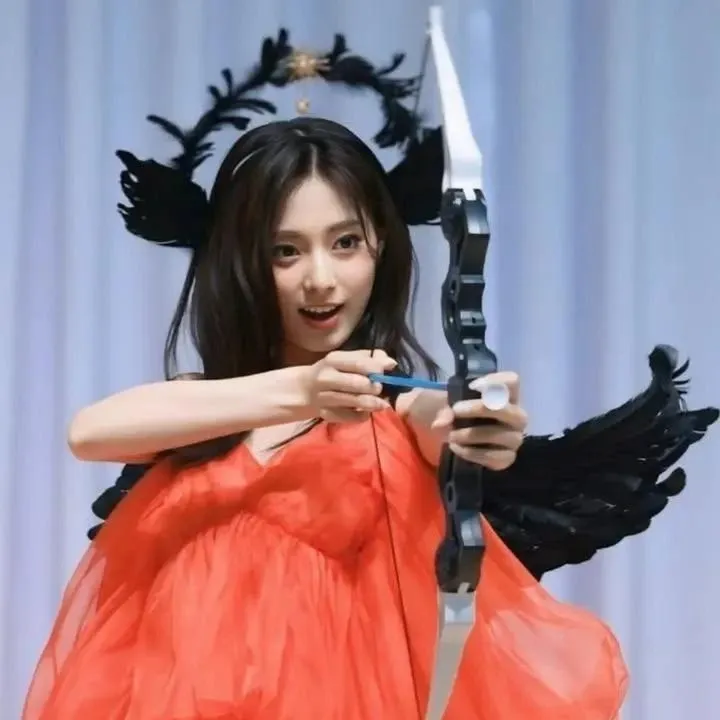 쯔위 (TWICE)의 최신 사진