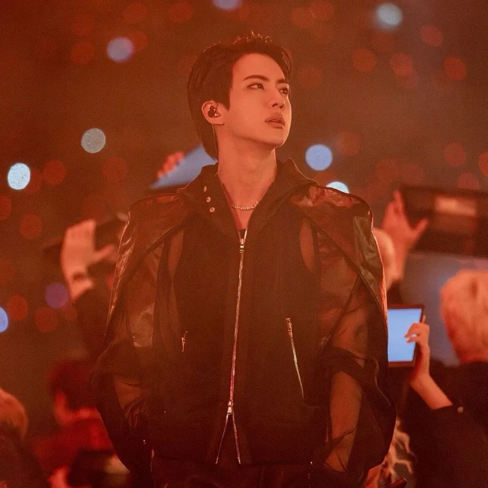 Potret di balik layar Jin (BTS)