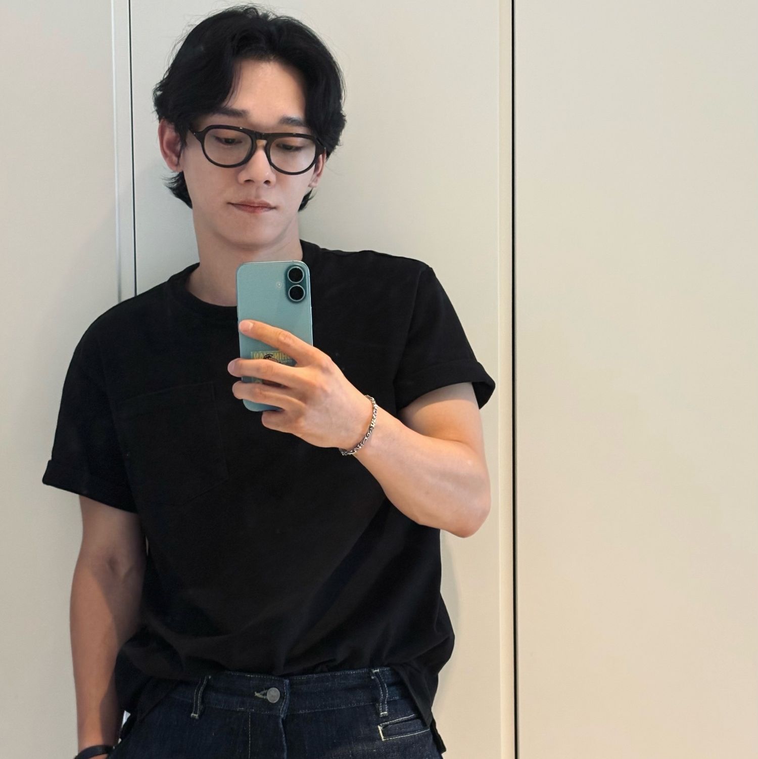 Latest photo of Chen (EXO)