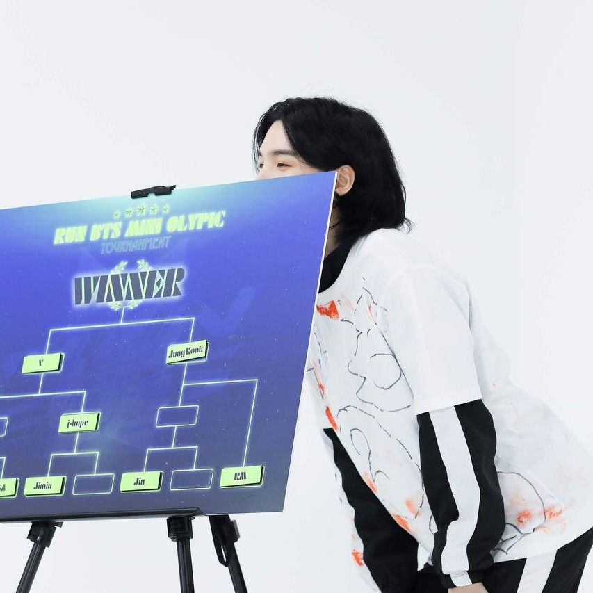 SUGA (BTS)の最新写真