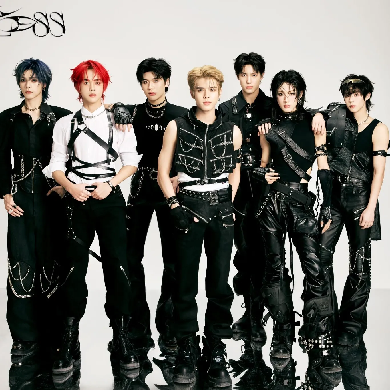 Behind-the-scenes cut of NexT1DE