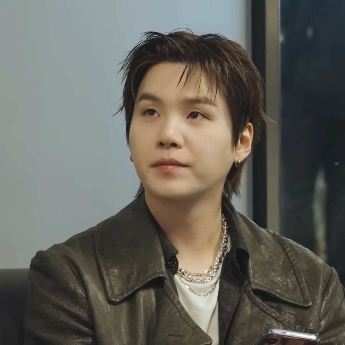 Foto terbaru SUGA (BTS)