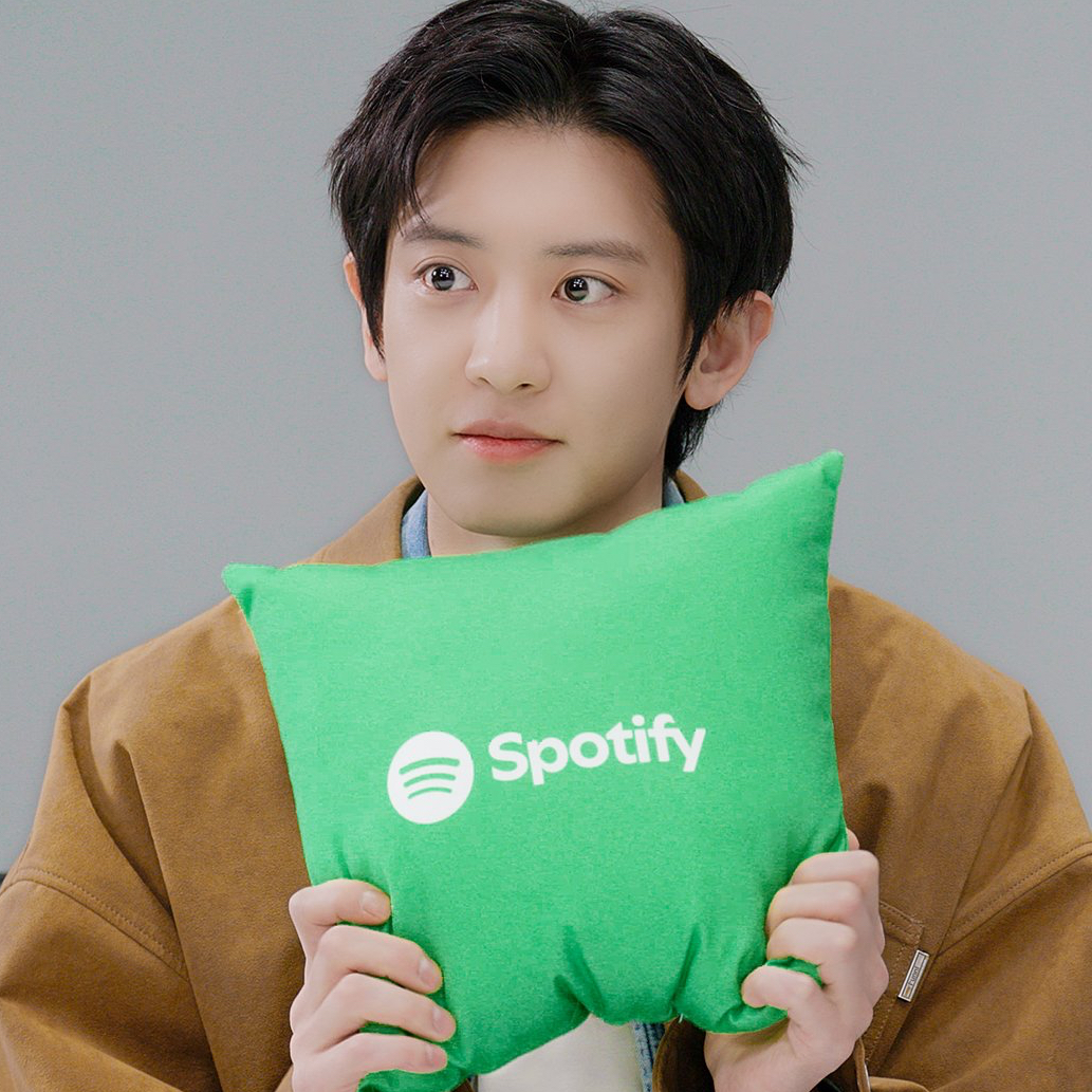 燦烈 (EXO)的最新活動照片