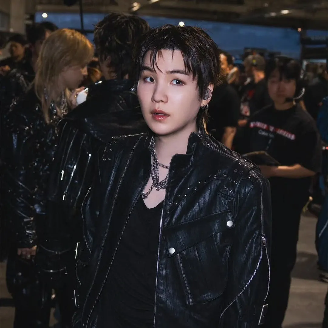 Potret di balik layar SUGA (BTS)