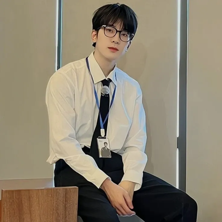 Latest photo of Wonwoo (SEVENTEEN)