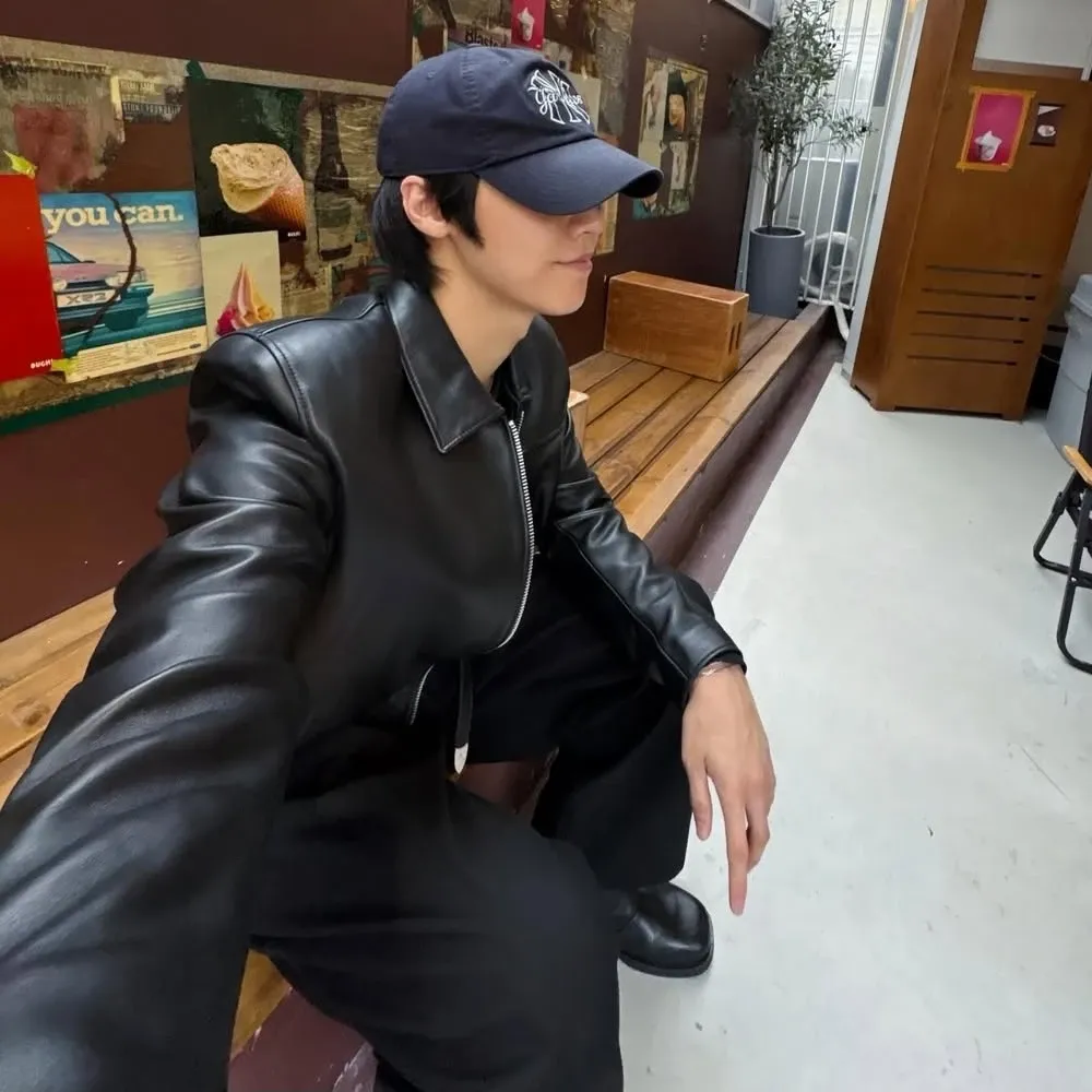 Recent activity shot of Lee Seunghyup (N.Flying)