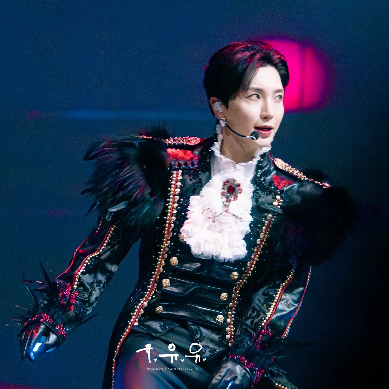 Latest photo of Leeteuk (Super Junior)