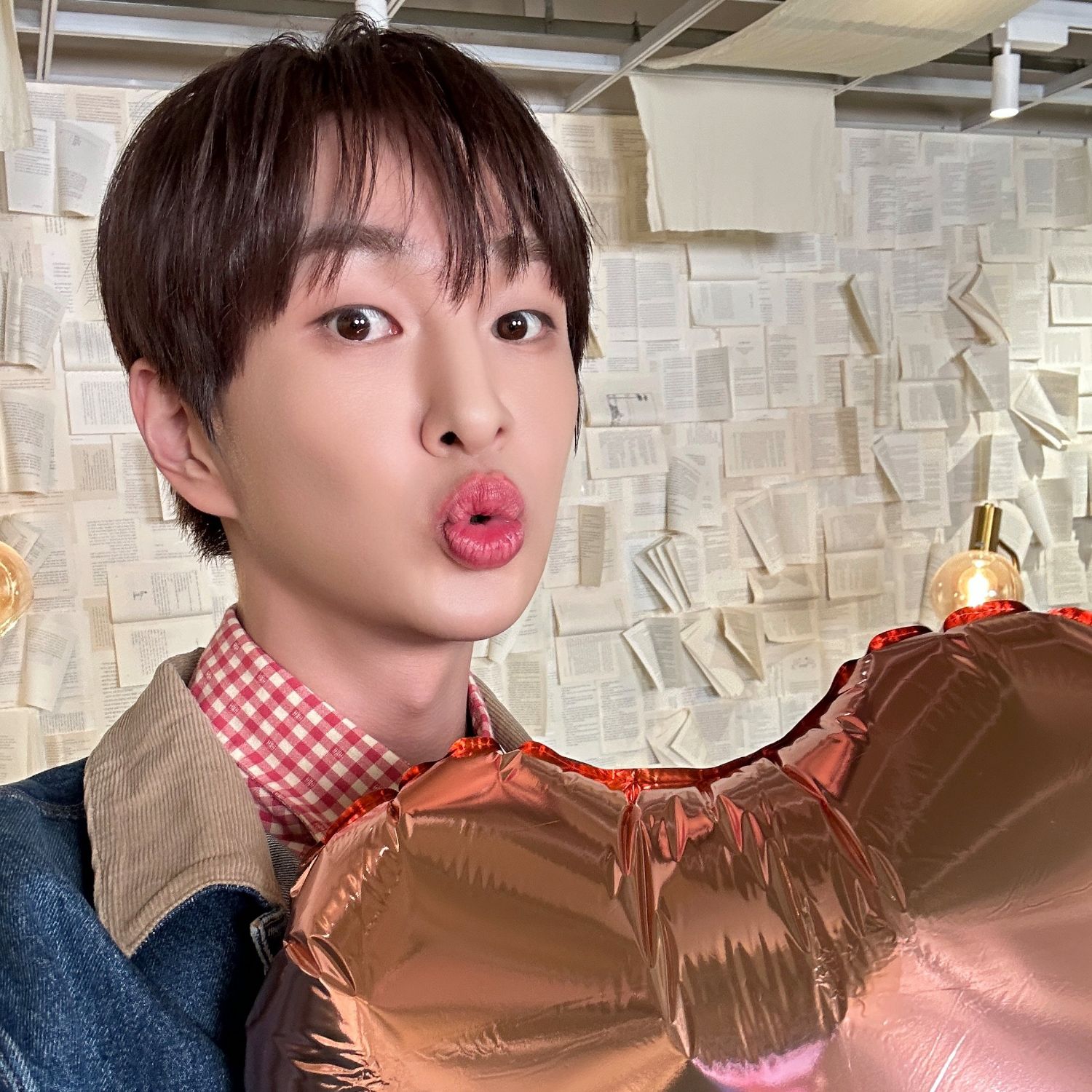 Latest photo of Onew (SHINee)