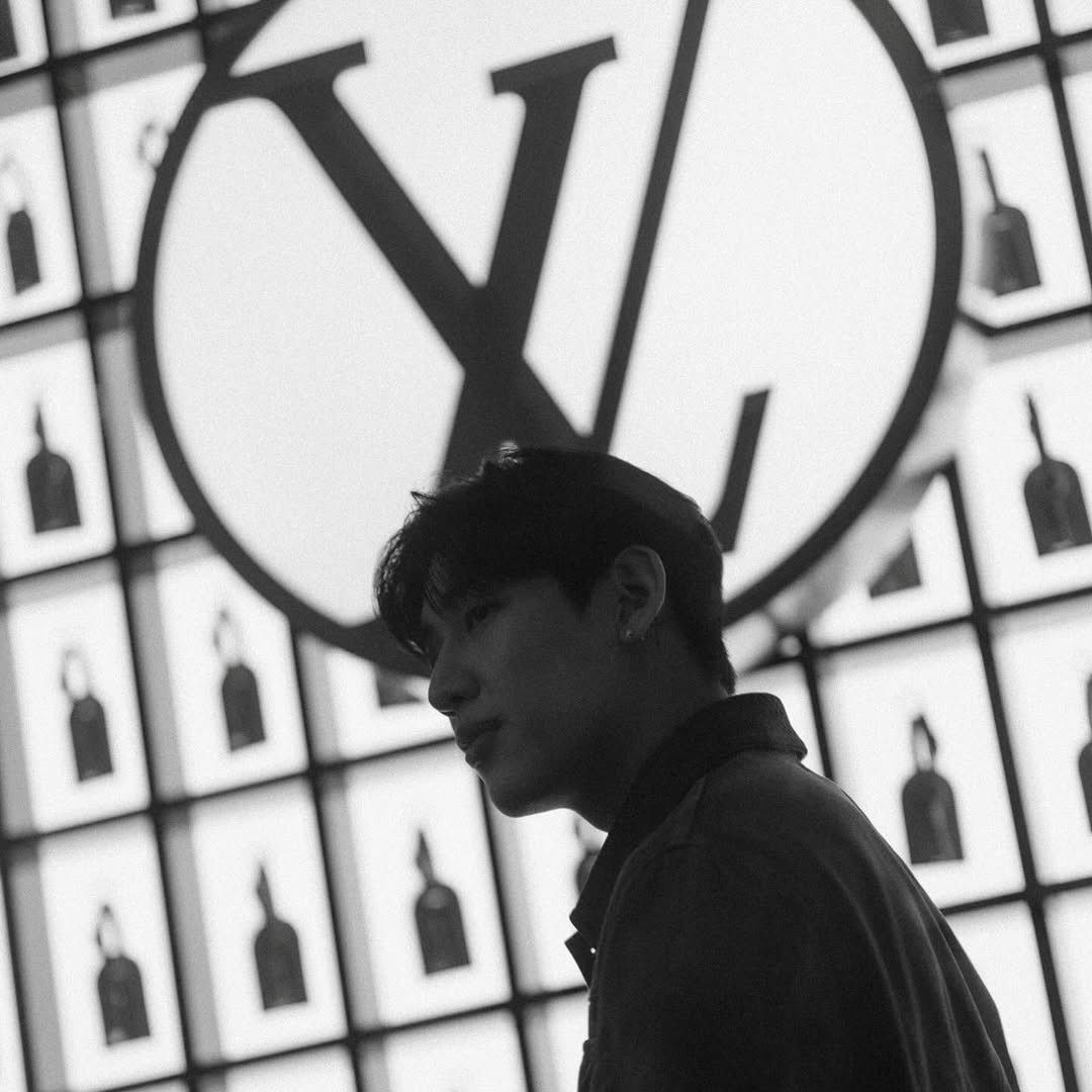 Behind-the-scenes cut of Bambam (GOT7)