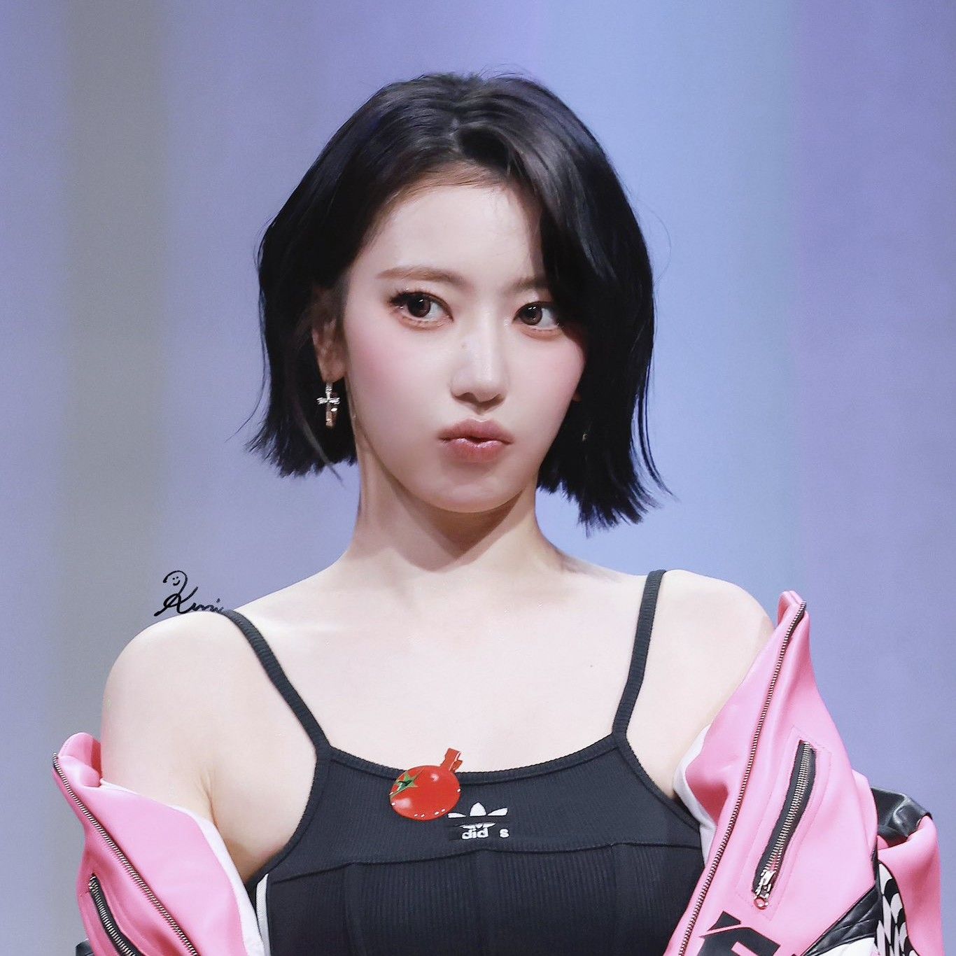 Recent activity shot of Sakura (LE SSERAFIM)