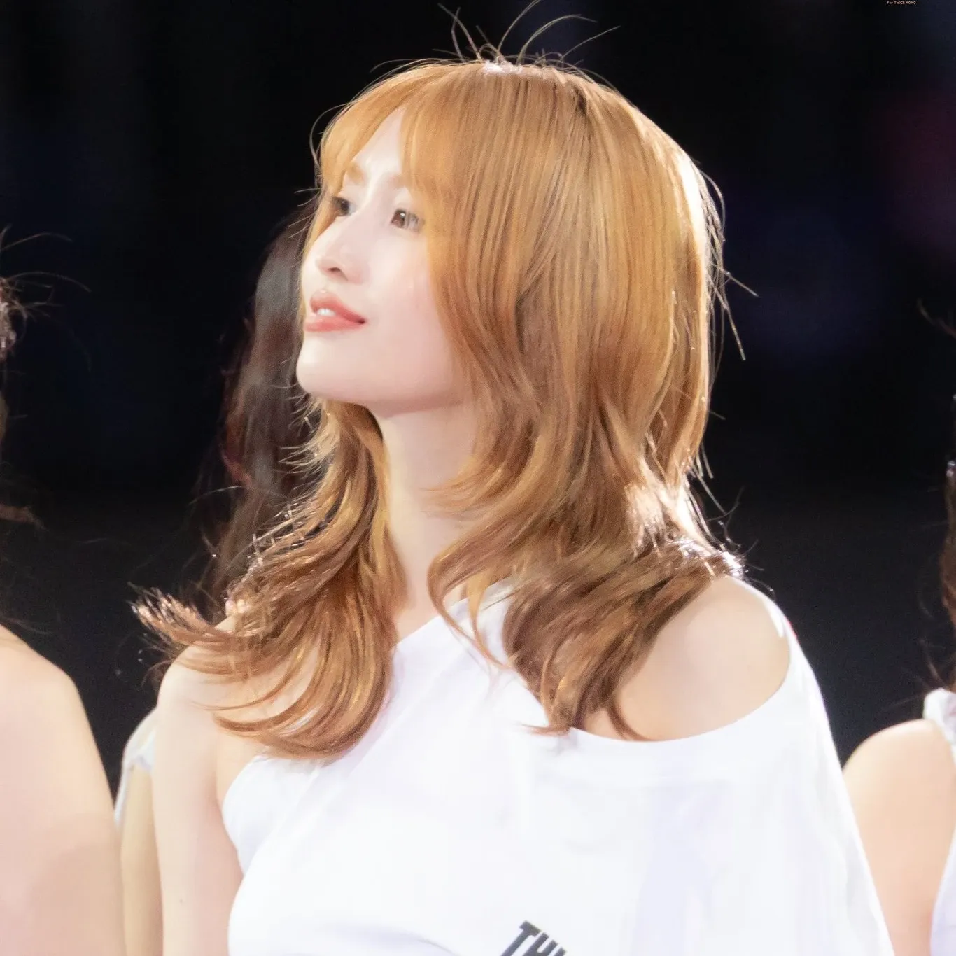 모모 (TWICE) 최근 활동샷