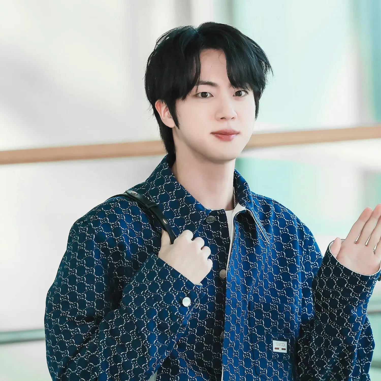 Foto terbaru Jin (BTS)