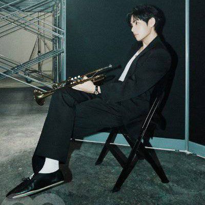 V (防弹少年团)的最新活动照片