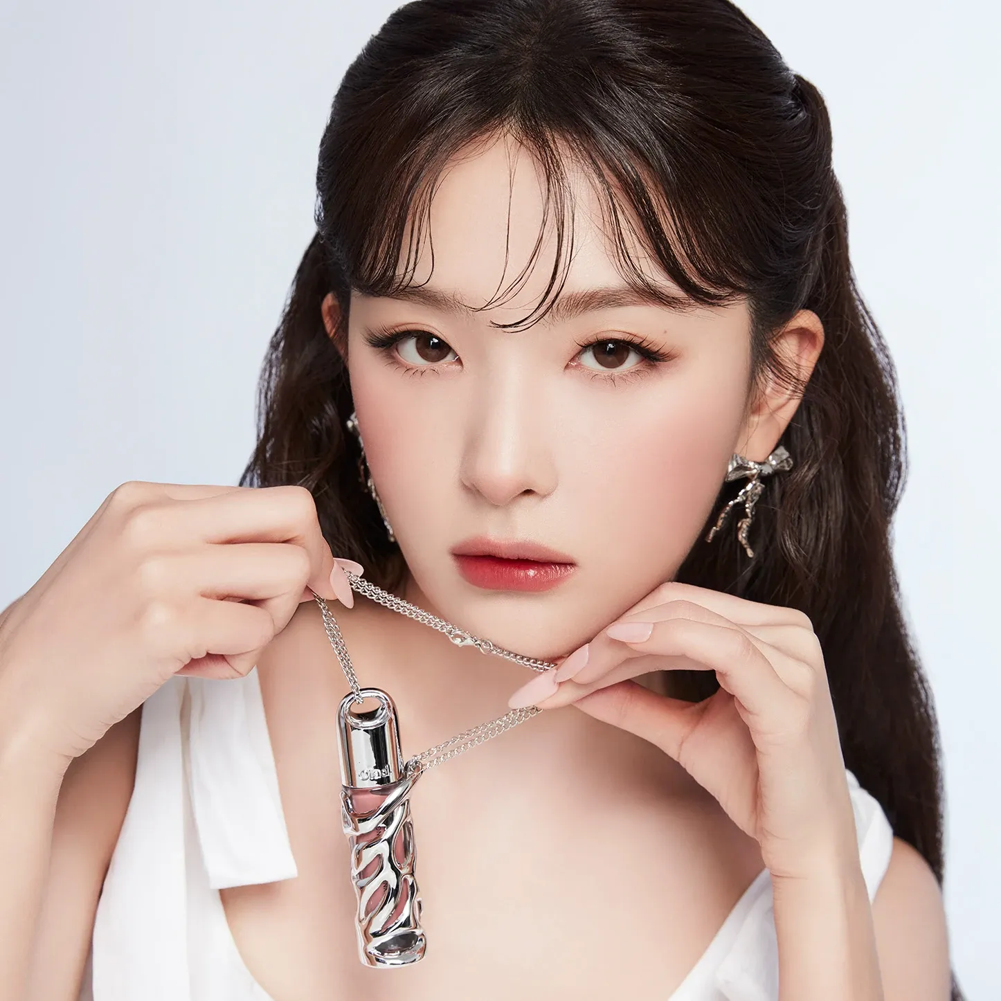 Latest photo of Seulgi (Red Velvet)