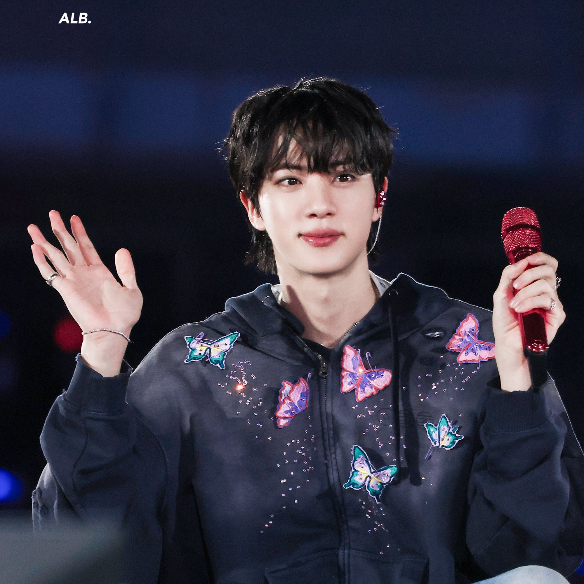 진 (방탄소년단)의 최신 사진