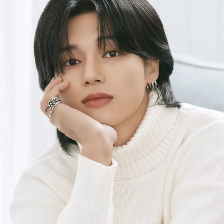 友榮 (ATEEZ)粉丝拍下的瞬间