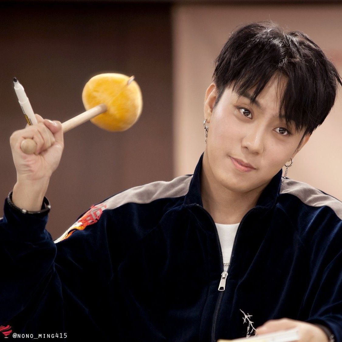 Behind-the-scenes cut of Eun Jiwon (SECHSKIES)