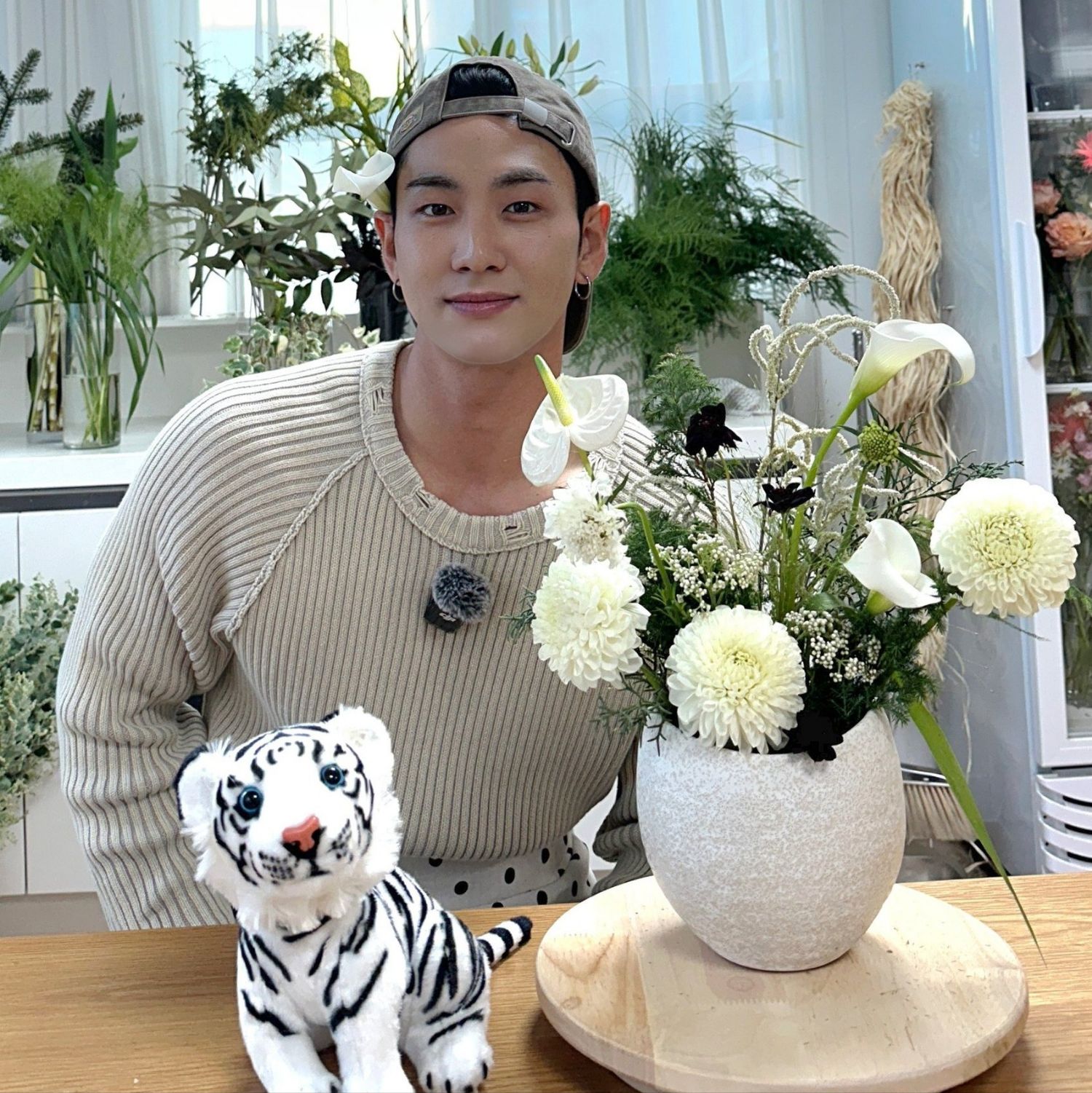 A moment captured by Baekho's fan