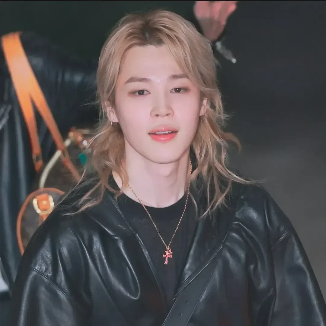 A moment captured by Jimin (BTS)'s fan