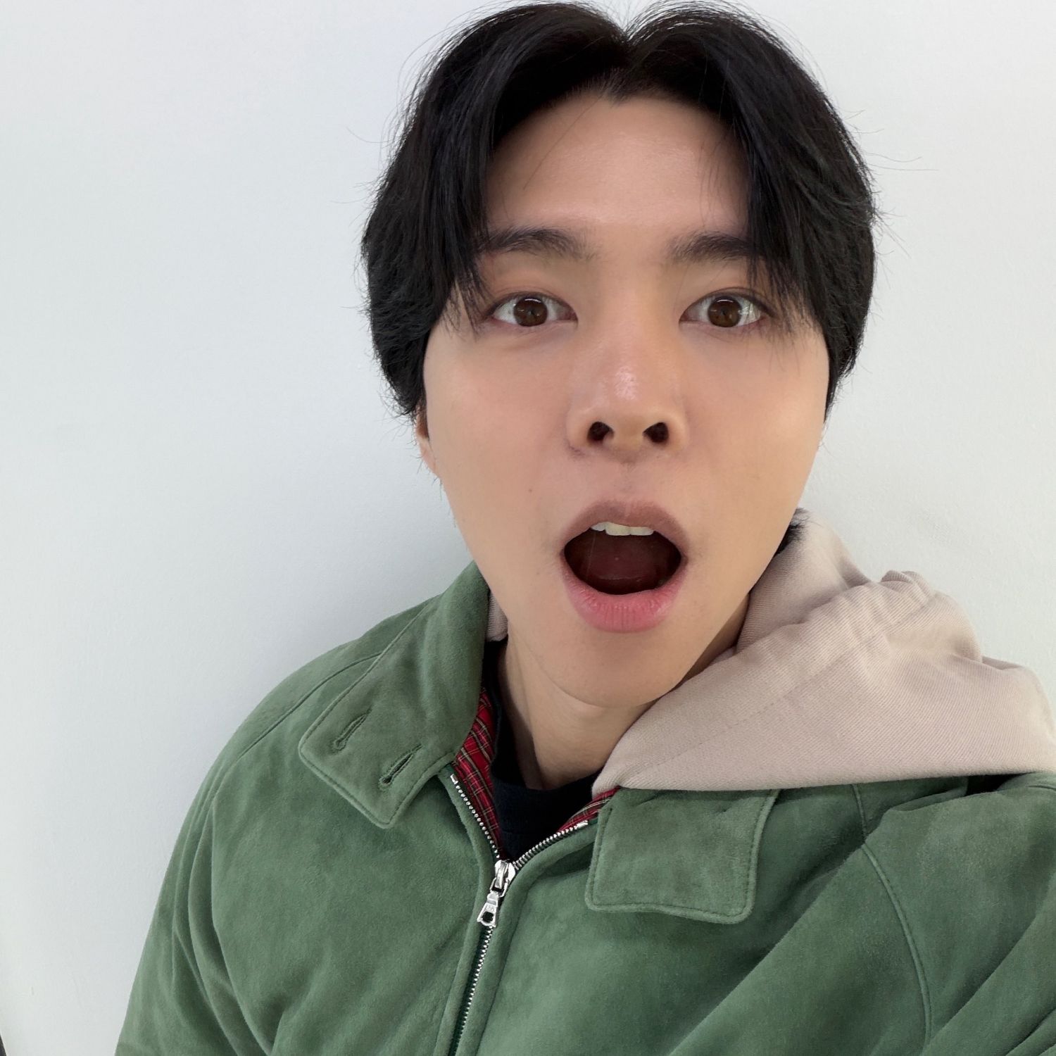 Behind-the-scenes cut of Johnny (NCT 127)