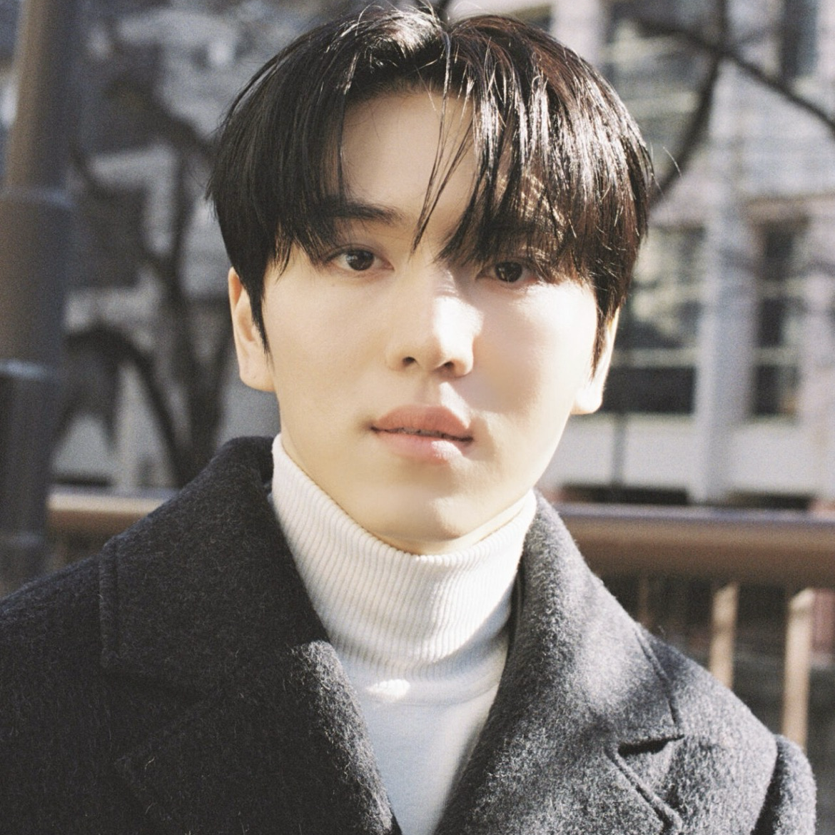 A moment captured by PENTAGON's fan