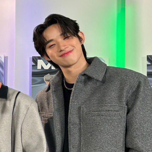 A moment captured by LYKN's fan