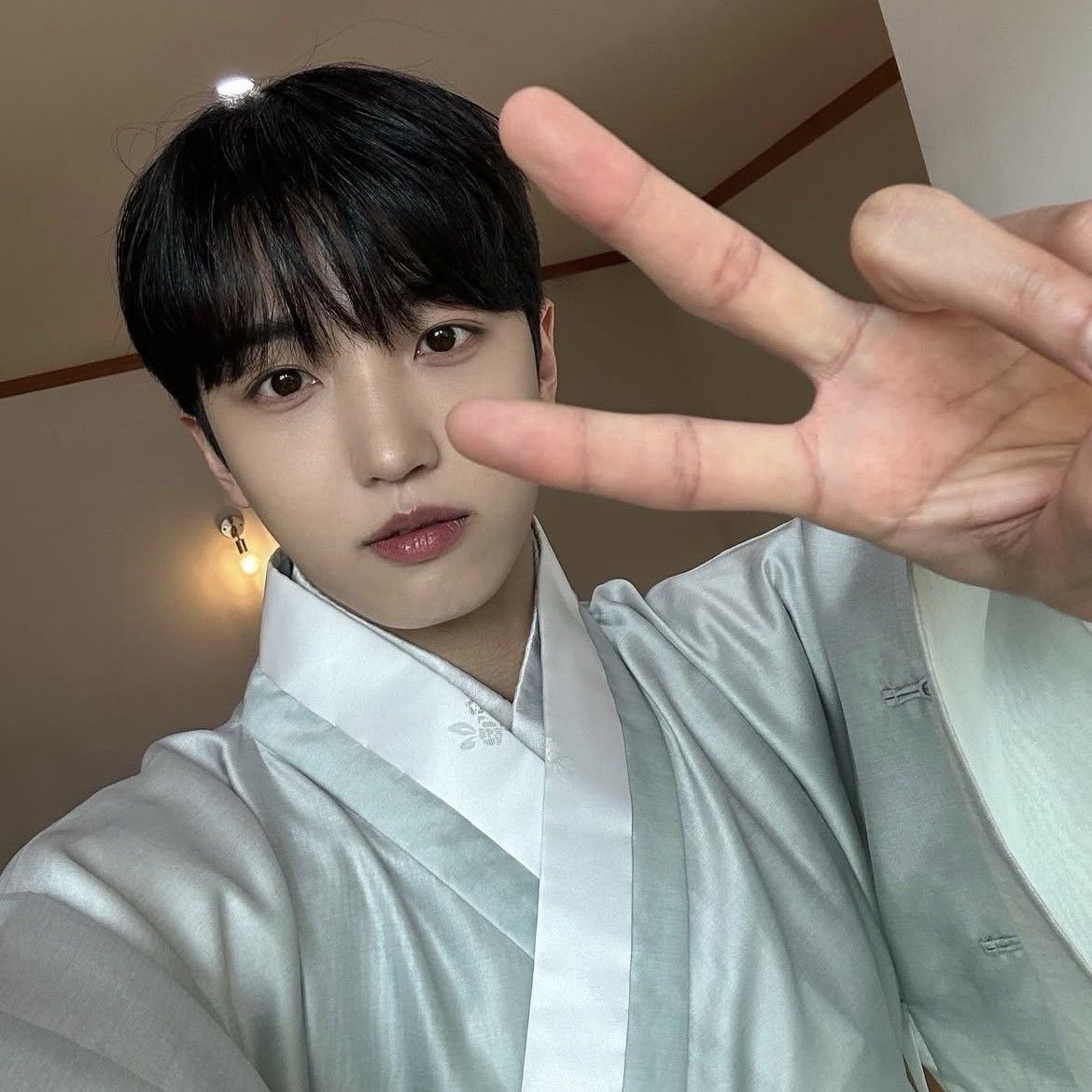 Recent activity shot of Sunyoul (UP10TION)