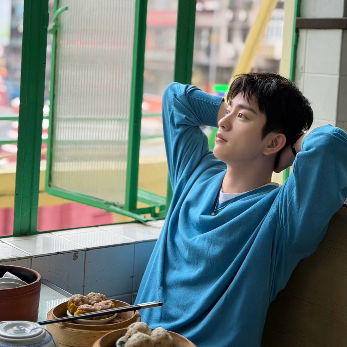 Momen yang diabadikan oleh penggemar Jinyoung (GOT7)