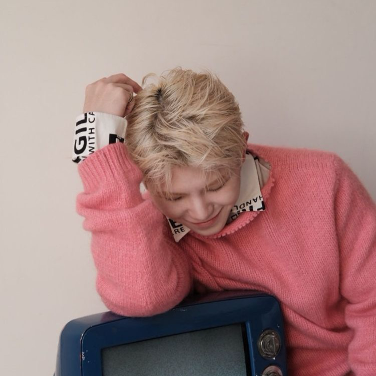 Latest photo of Woozi (SEVENTEEN)