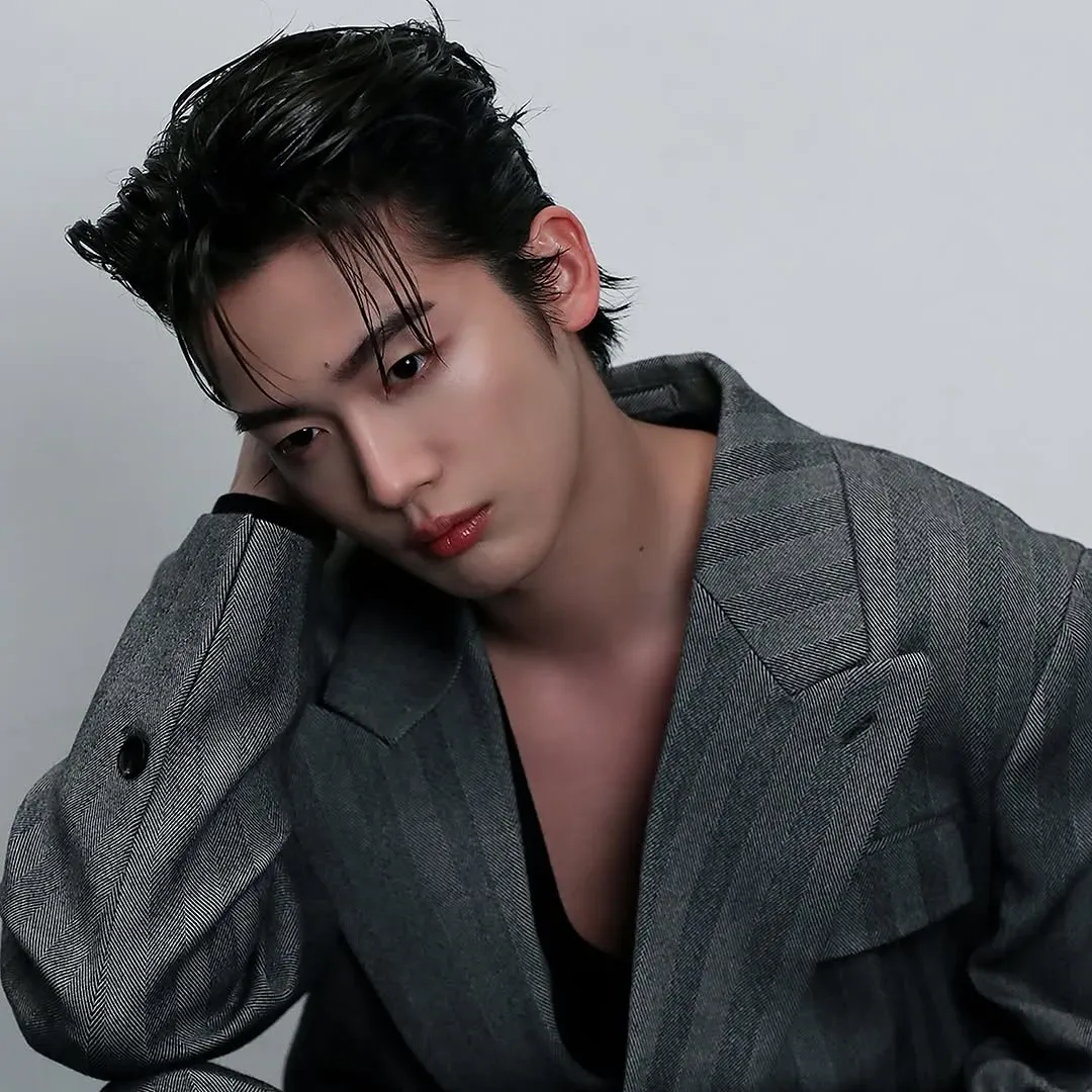 A moment captured by Kim Yohan (WEi)'s fan