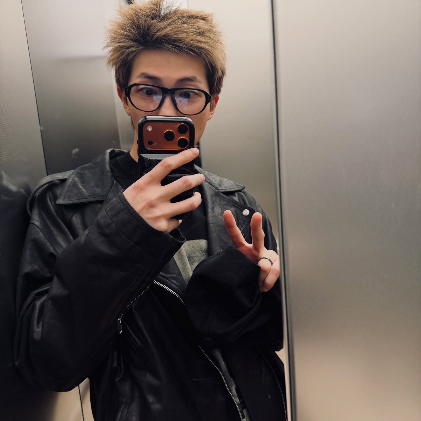 Behind-the-scenes cut of RM (BTS)