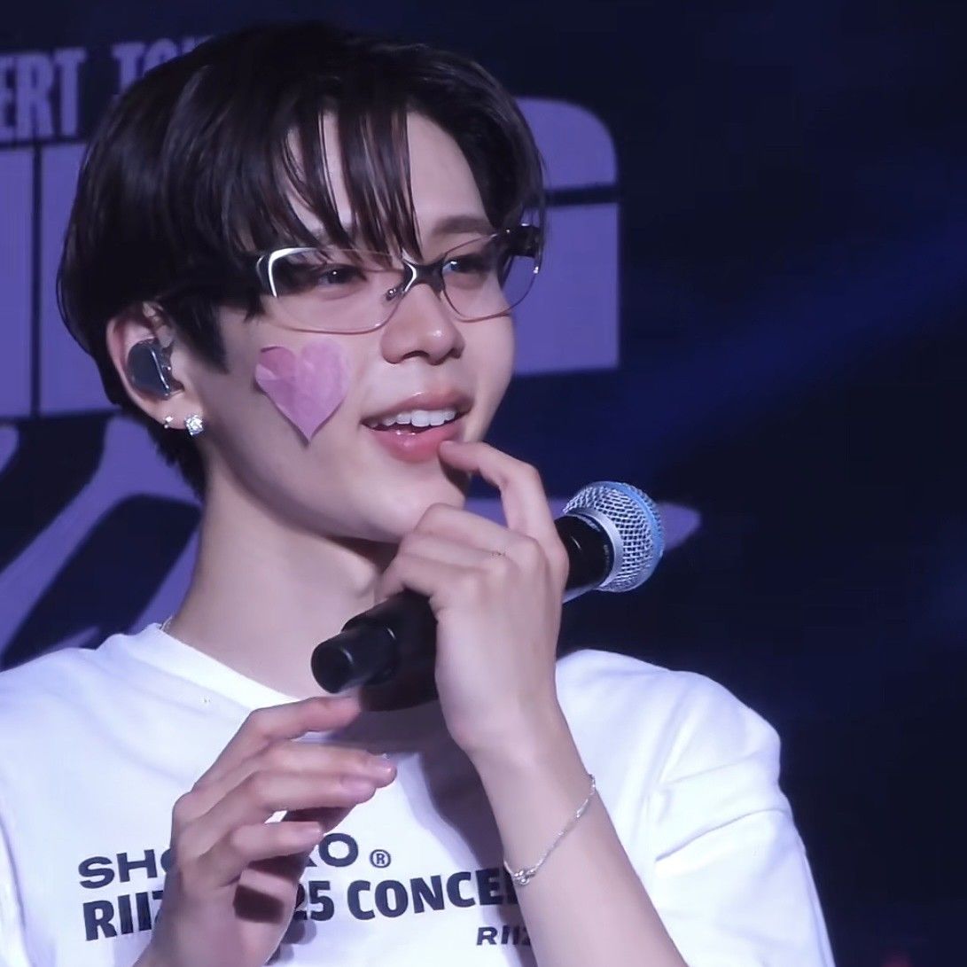 A moment captured by SHOTARO (RIIZE)'s fan