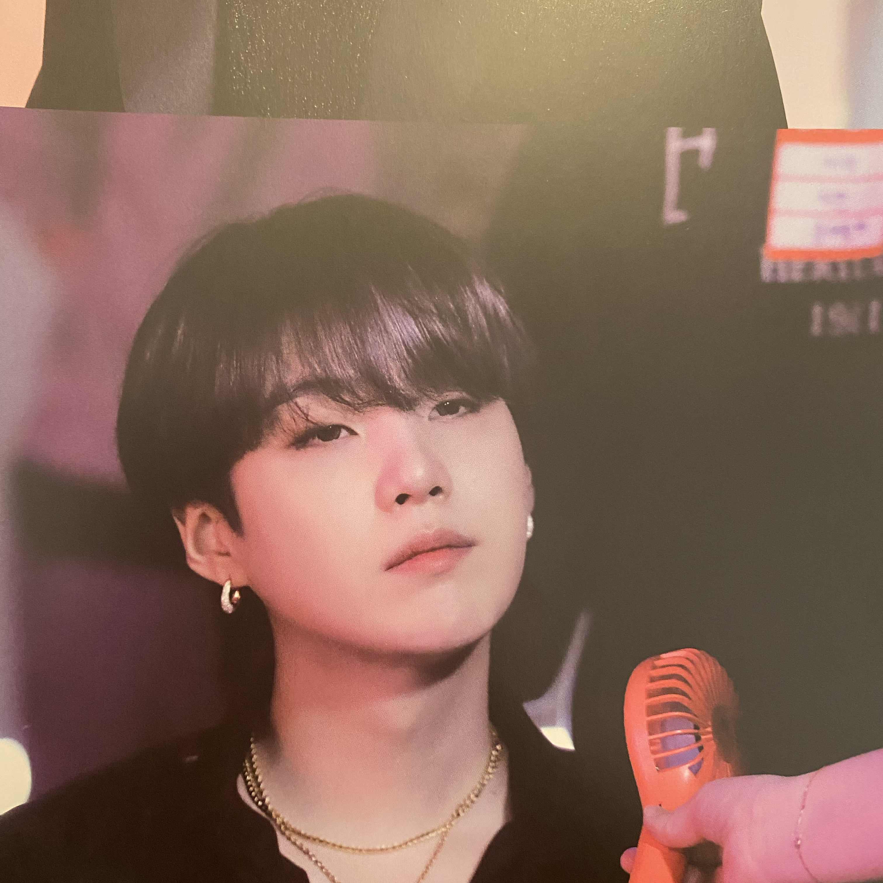 Potret di balik layar SUGA (BTS)