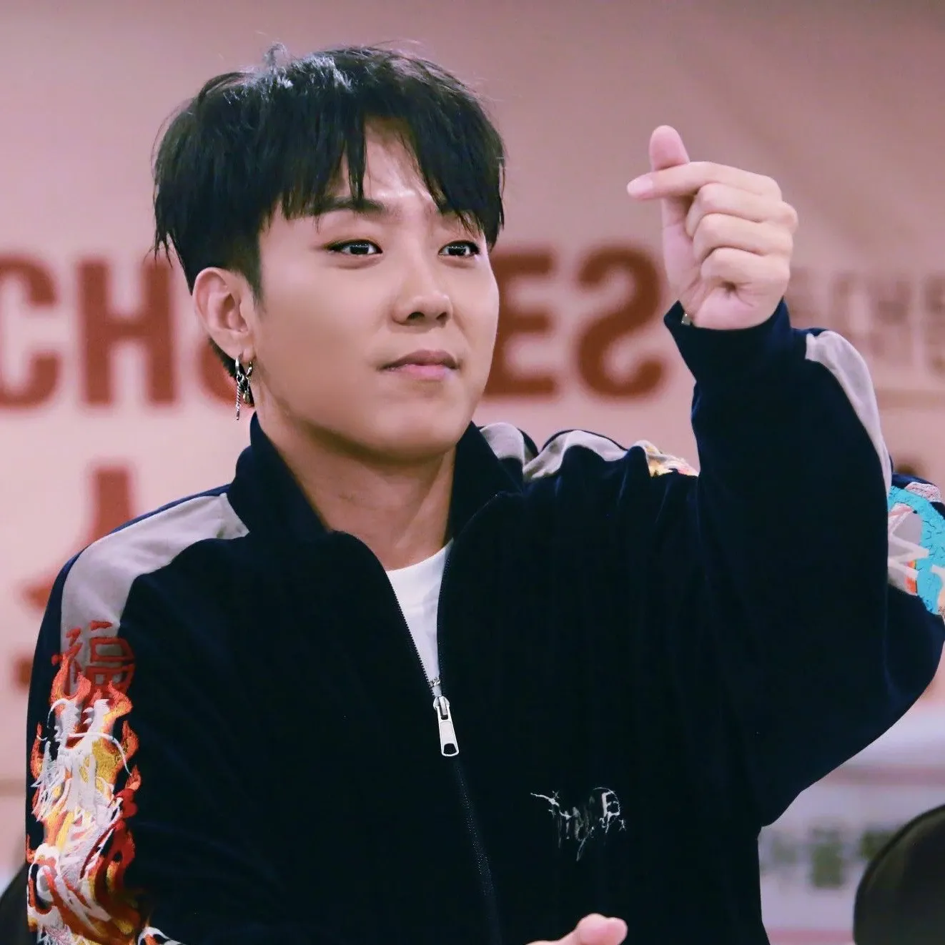 Momen yang diabadikan oleh penggemar Eun Jiwon (SECHSKIES)