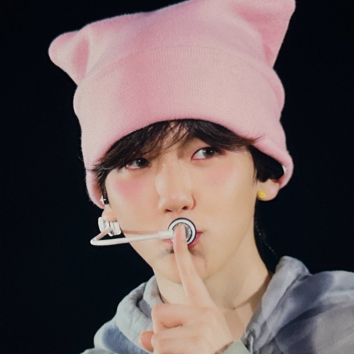 백현 (EXO) 최근 활동샷