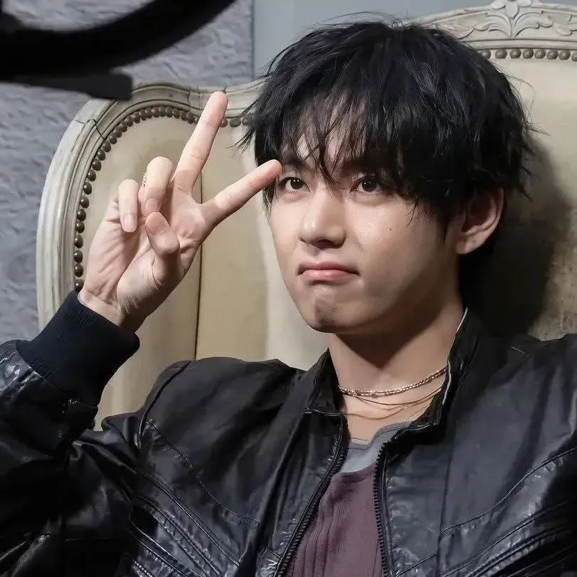Momen yang diabadikan oleh penggemar V (BTS)