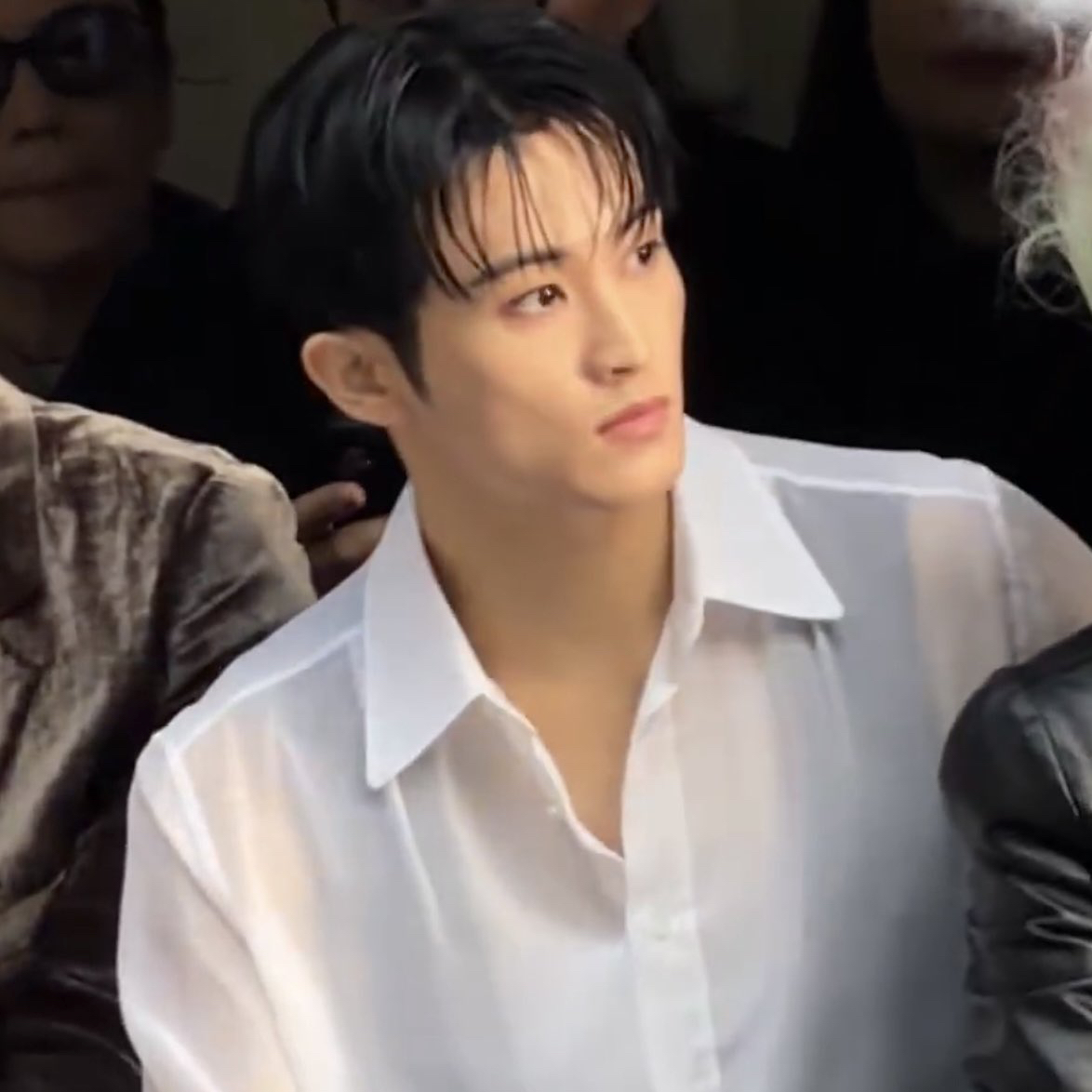 Behind-the-scenes cut of Mark (NCT 127, NCT DREAM)