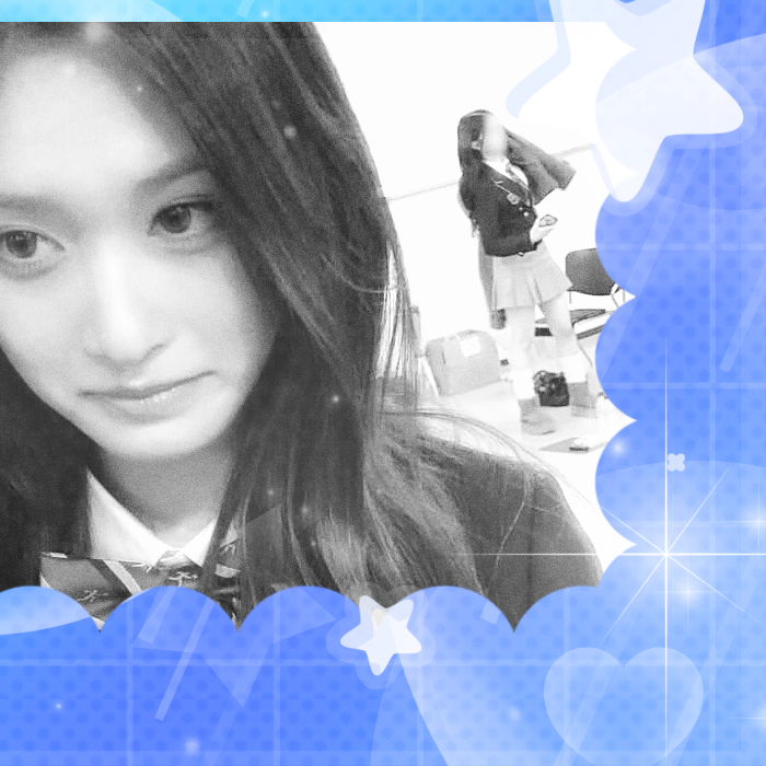 Recent activity shot of Leeseo (IVE)