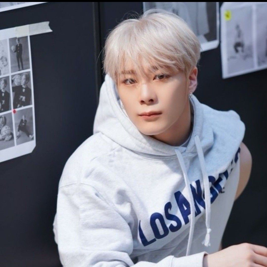 Recent activity shot of Moonbin (ASTRO)