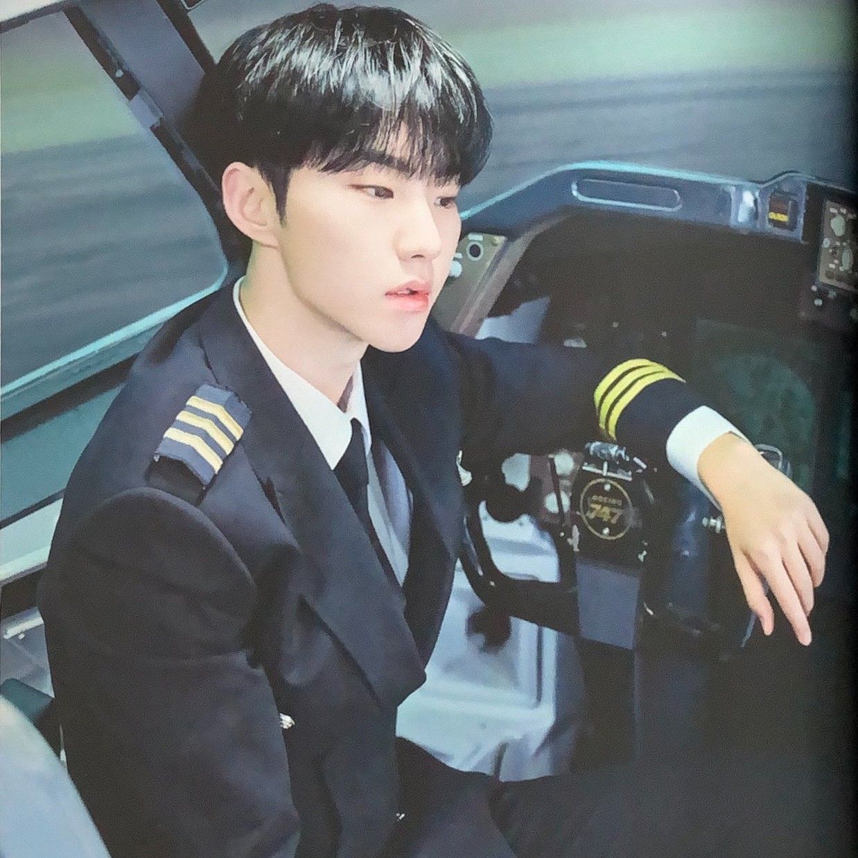 Recent activity shot of Jun (SEVENTEEN)