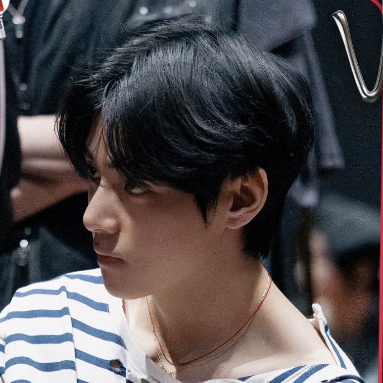 Foto terbaru V (BTS)