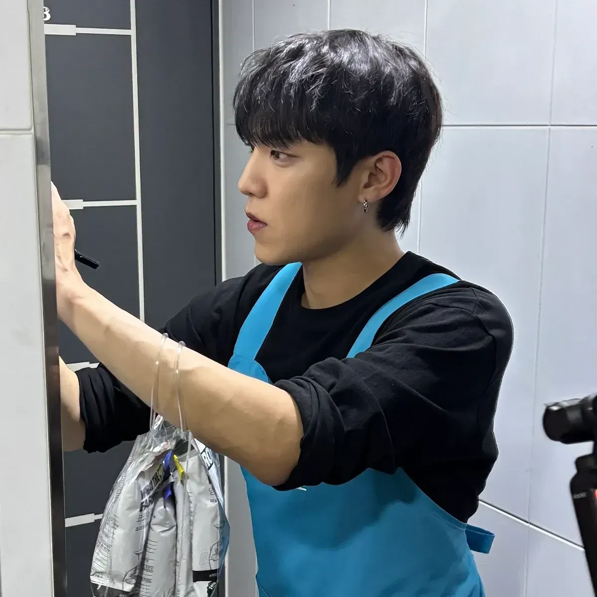 Recent activity shot of Park Woojin (AB6IX)