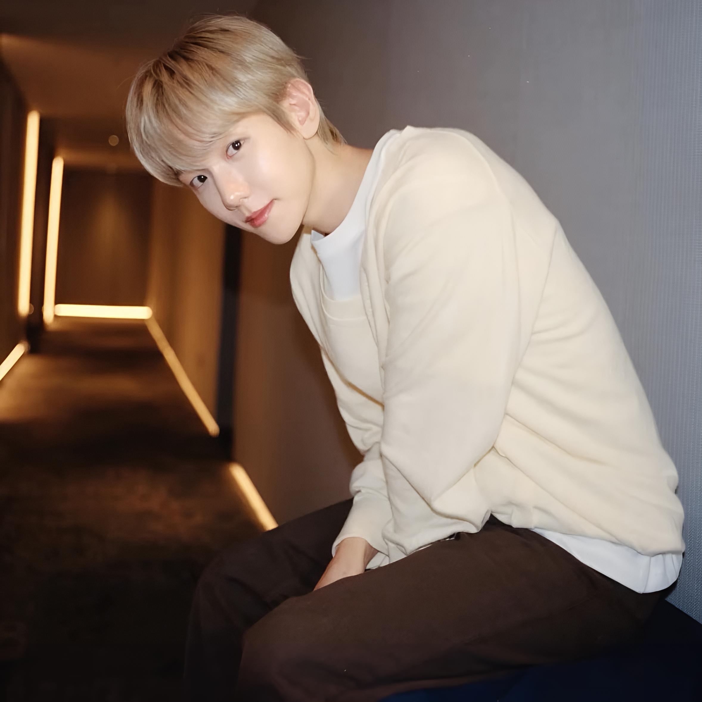 백현 (EXO) 최근 활동샷