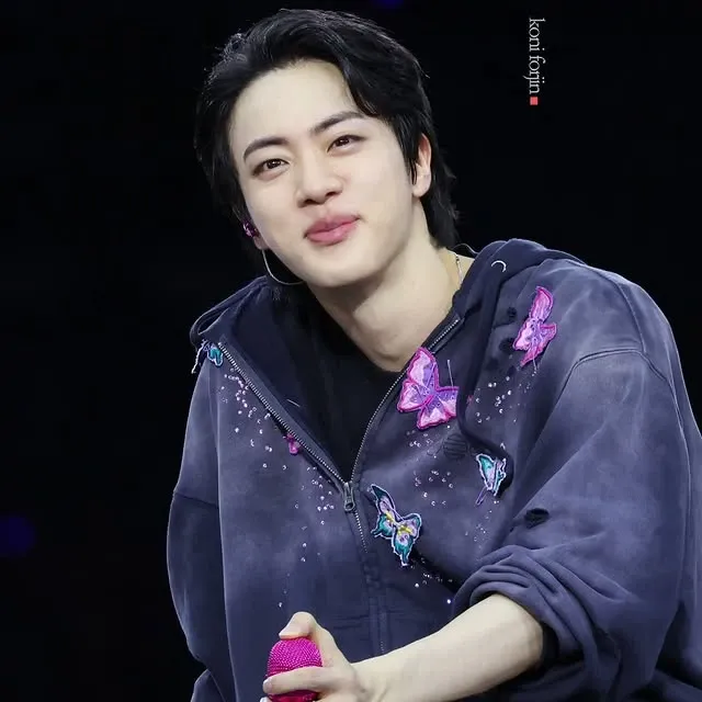 Potret di balik layar Jin (BTS)