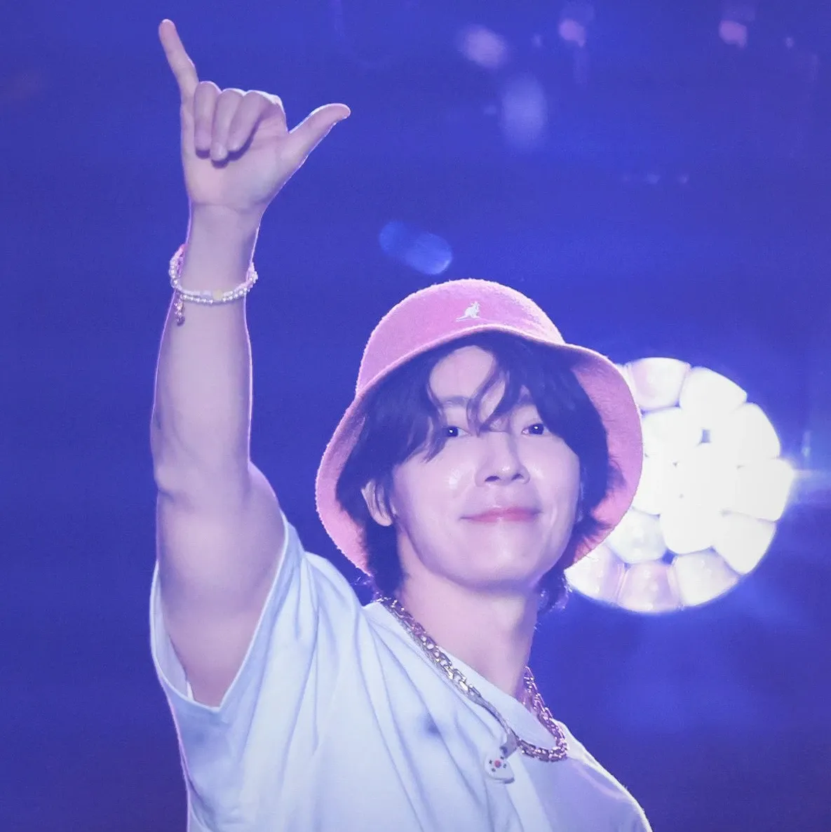 Foto aktivitas terbaru Donghae (Super Junior)