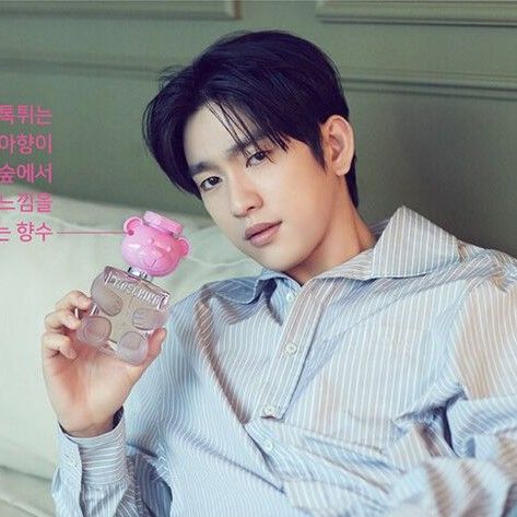 Behind-the-scenes cut of Jinyoung (GOT7)